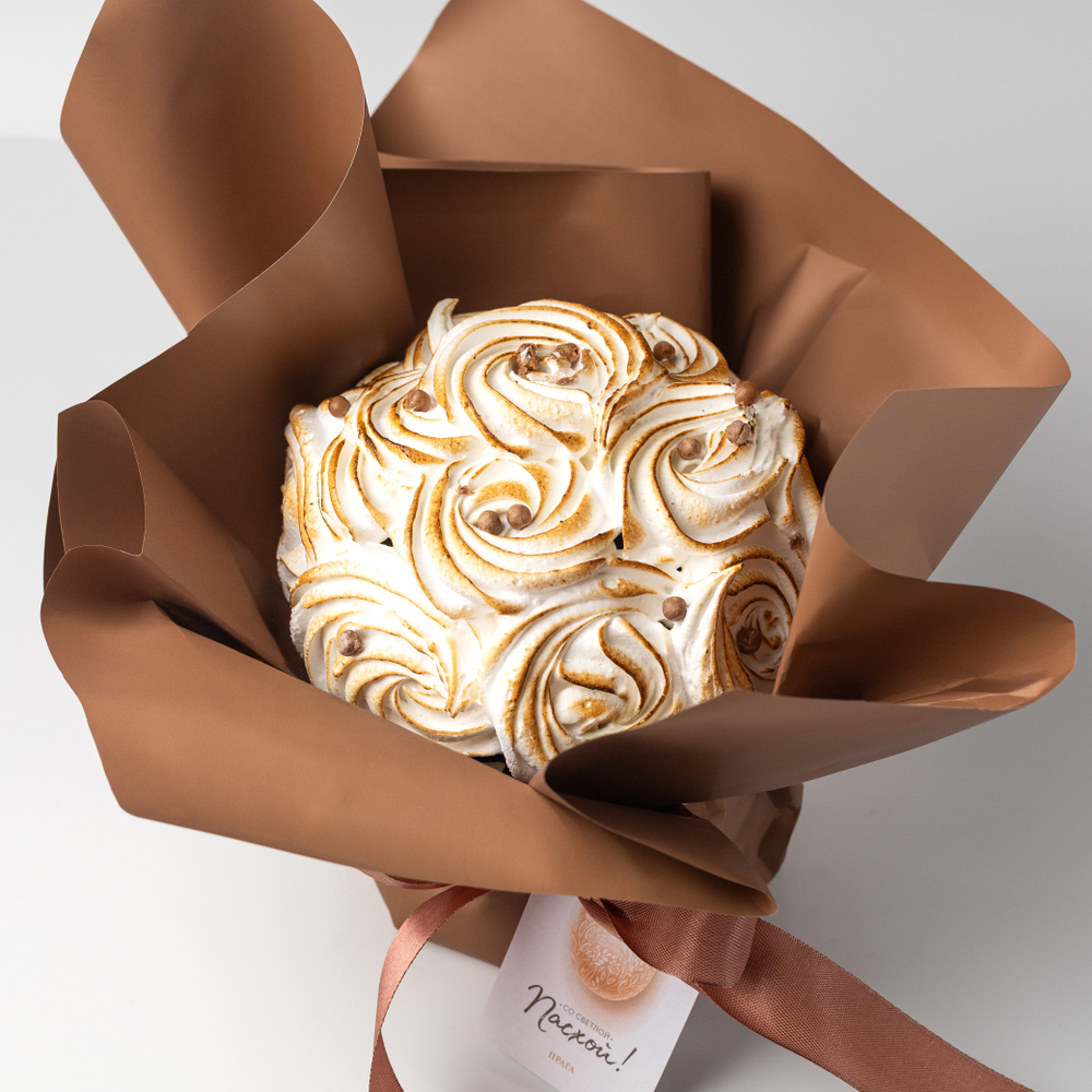 Итальянский кулич с карамельными кубиками