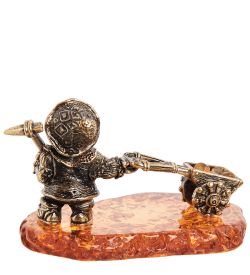 Народные промыслы AM-1507 Фигурка «Гном с тележкой» (латунь, янтарь)