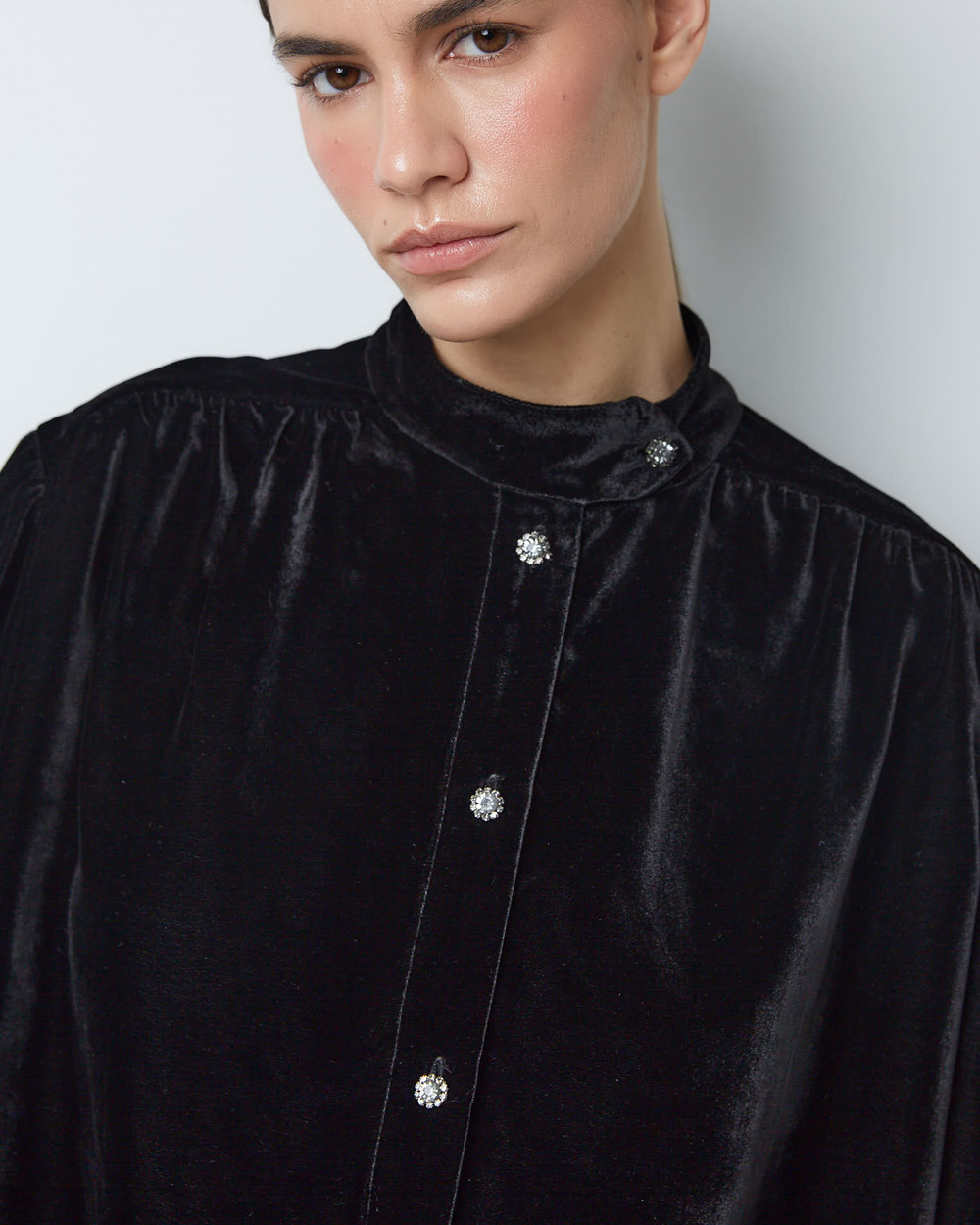 Комплект: блуза и брюки из шелкового бархата черный