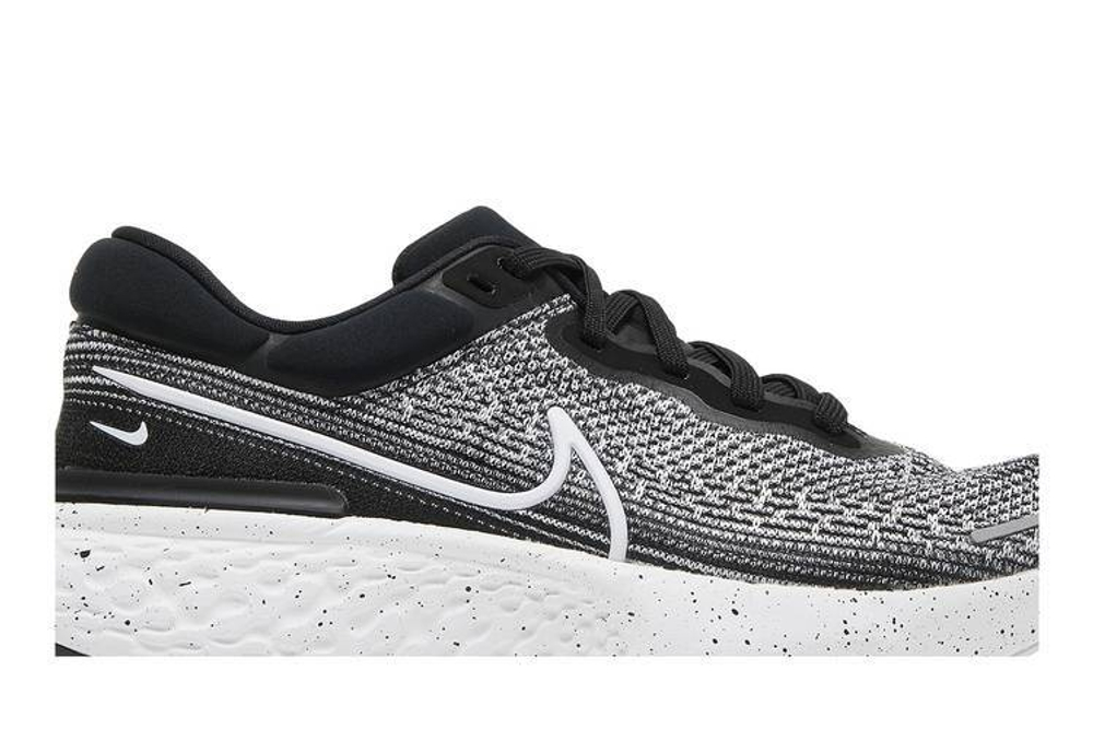Кроссовки Nike Invincible Run 1 Flyknit
