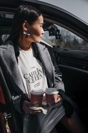 Футболка CAFFEINE QUEEN | Белый