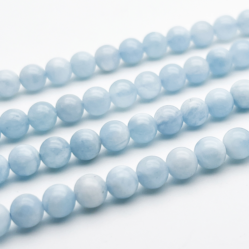 Аквамарин, диаметр около 6,4-6,5 мм, цена за 15 шт (1/4 нити)