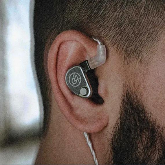 64 Audio U12t