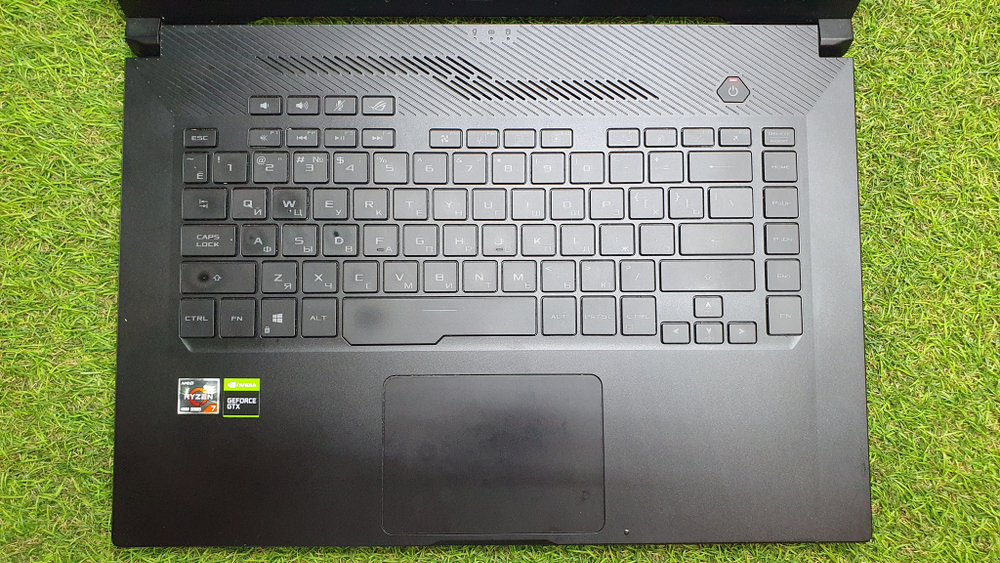 Игровой ASUS Ryzen 7/16Gb/GTX 1660 Ti 6 ГБ/144 Hz/ ROG Zephyrus G15 GA502IU-HN071T  90NR03V1-M01970/Windows 10