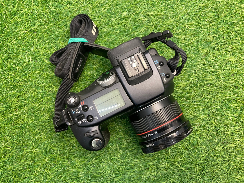 Canon PowerShot Pro1