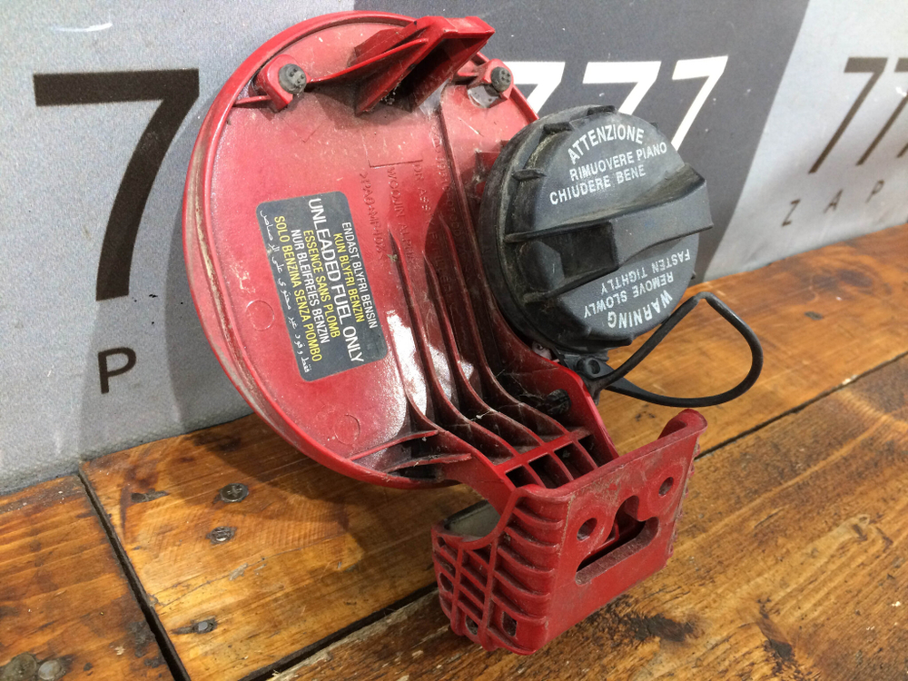 Лючок бензобака Kia Picanto 1 04-11 Б/У Оригинал 6951007000