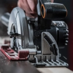 WORX WX530 аккумуляторная дисковая пила (1 x 2 Ач, ЗУ)
