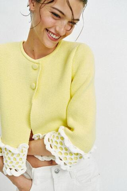 ZARA КАРДИГАН ИЗ КРУЖЕВА КРОШЕ, ЖЕЛТЫЙ
