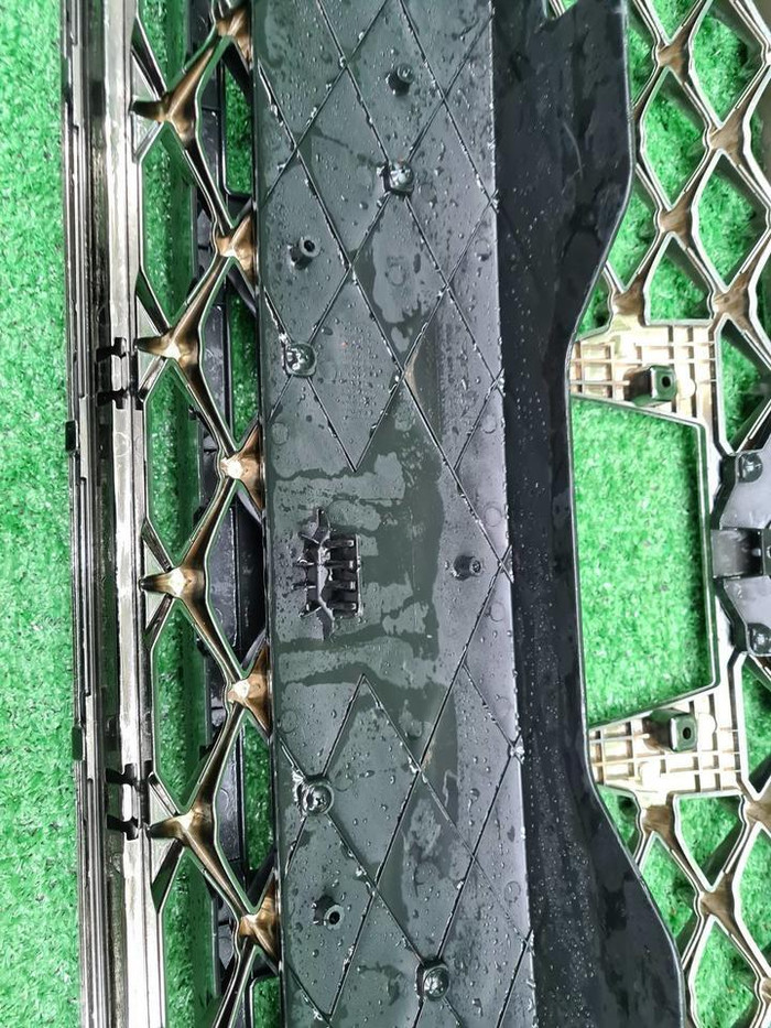 Решетка радиатора Genesis G70 (2017-2021)