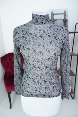 Блузка с горлом повседневная 40-42 размер