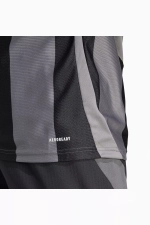 Футболка adidas Striped 24