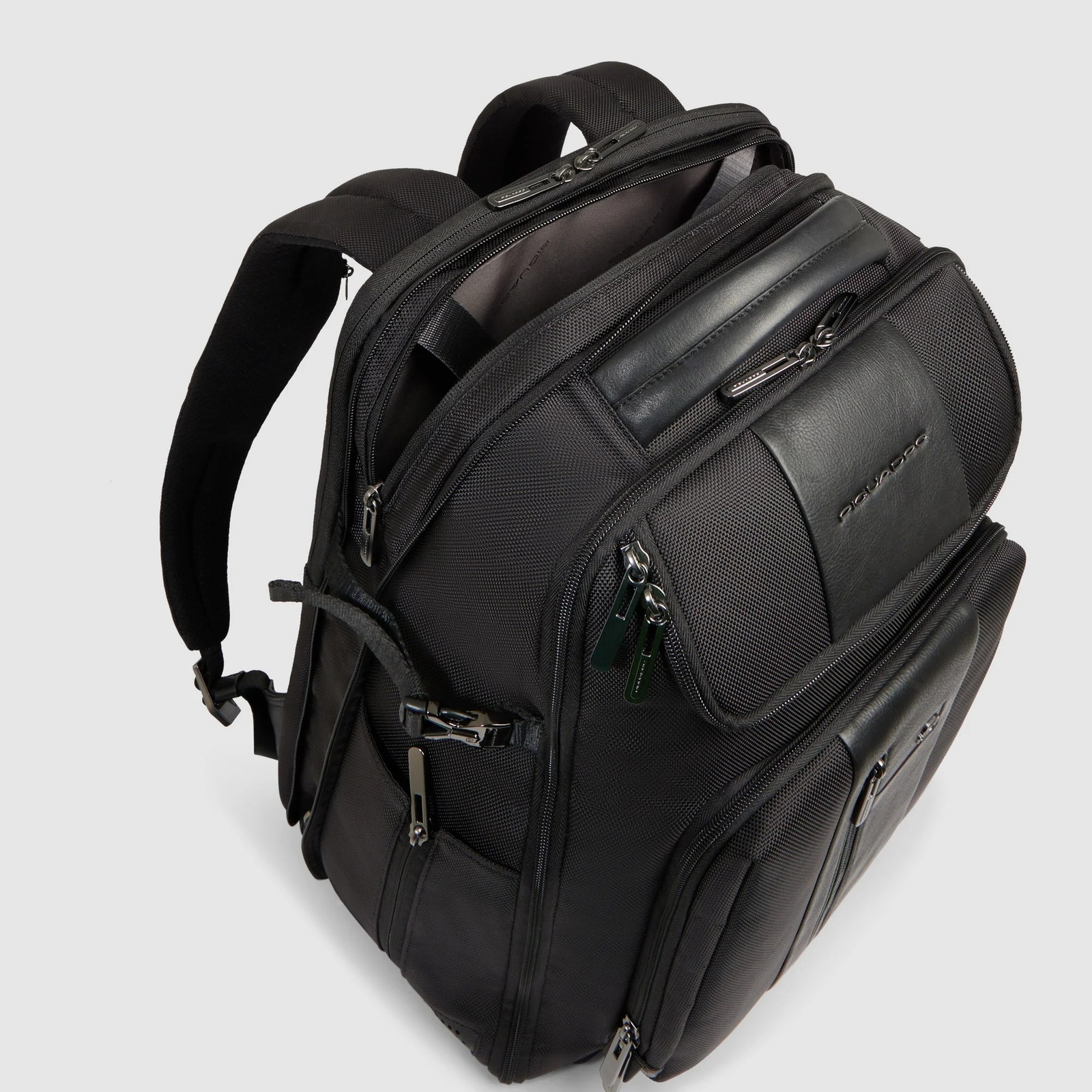 Рюкзак дорожный Brief CA7046BR2/Nero