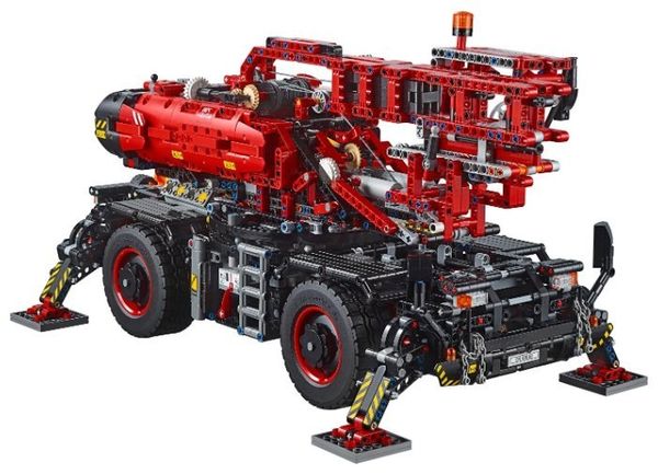 Электромеханический конструктор LEGO Technic 42082 Подъёмный кран для пересечённой местности