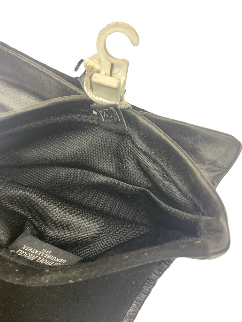 Перчатки. Женские. Материал верха: Кожаные. Подклад: Шелк. Шиншилла. Длина 50 см. 5 шт в упаковке.