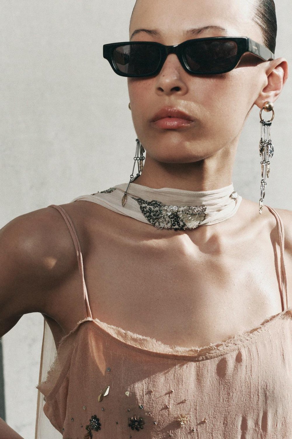 Платье асимметричного кроя с вышивкой — zw collection