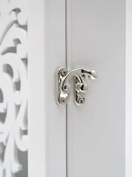 Ключница настенная в прихожую закрытая