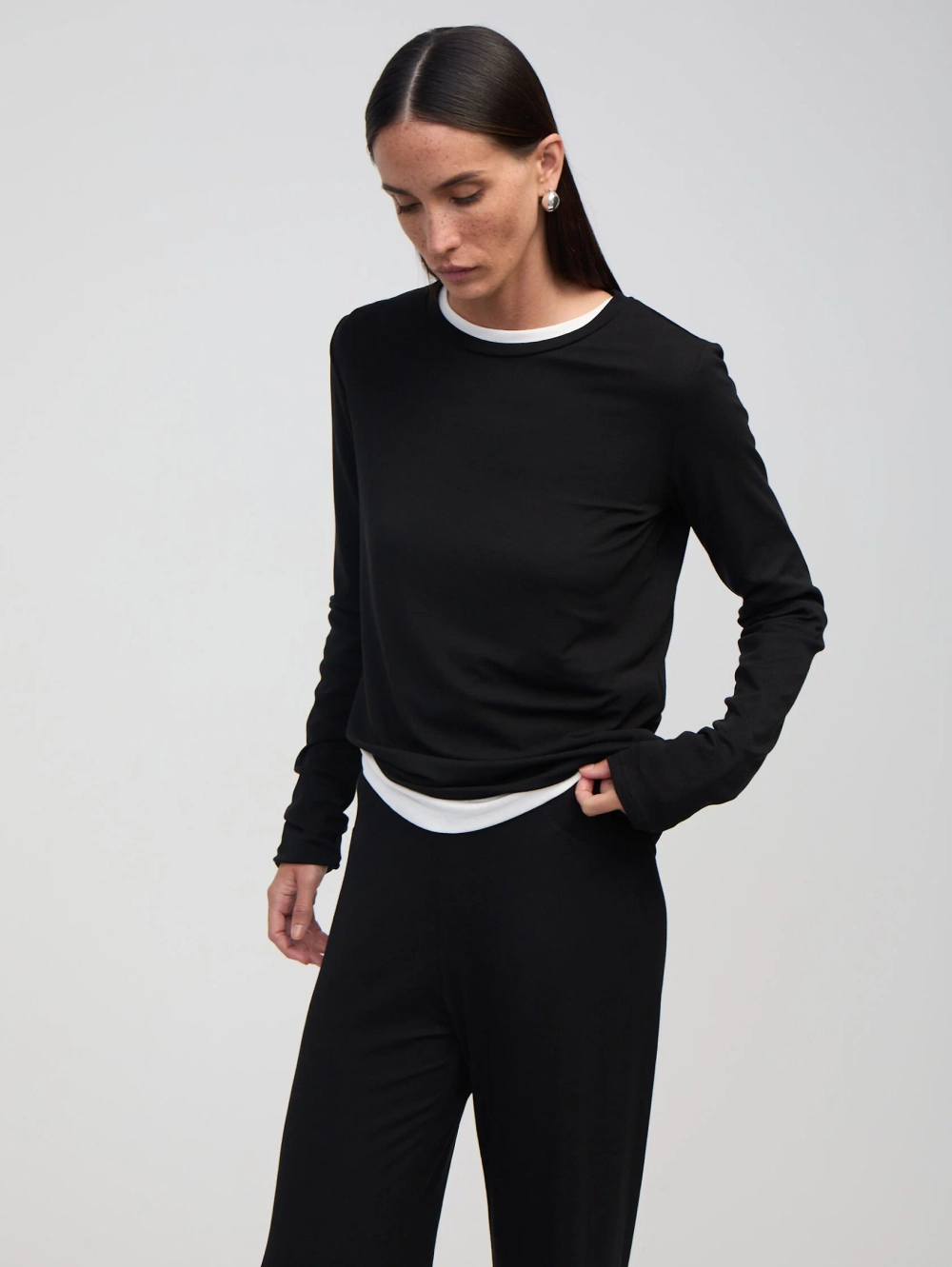 Лонгслив из модала, Черный