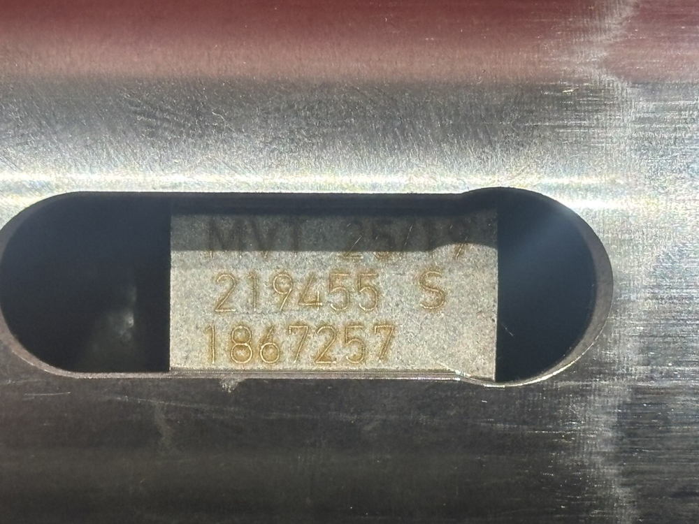 Толкатель выпускного клапана 2019г