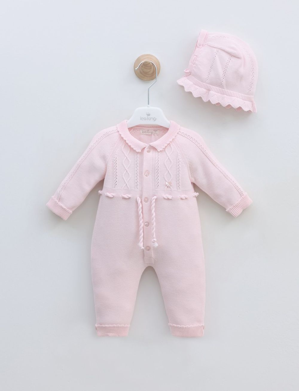 комбинезон с шапочкой