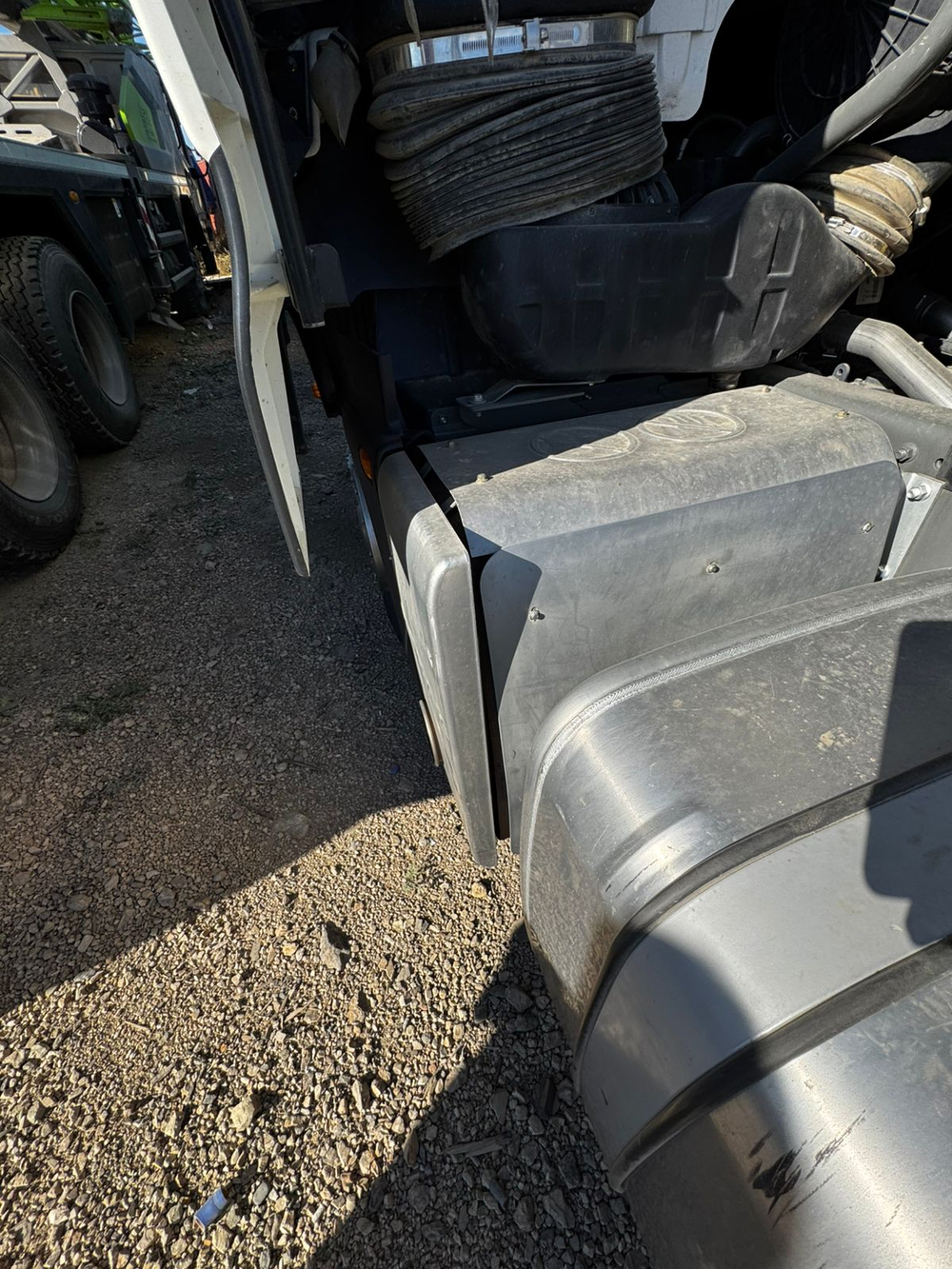 SITRAK C7H 6x4 Седельный тягач ZZ4256V364HE (Дизельный, 12,4 л, 540 л.с., МТ)