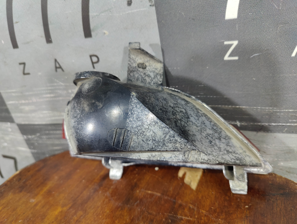 ПТФ задний левый Renault Duster 1 15-21 Б/У Оригинал 265850001R