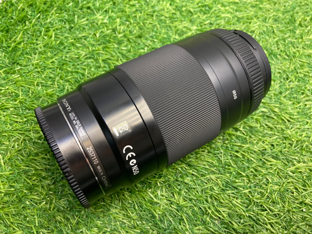 Sony 75-300mm 4.5-5.6 (SAL-75300)