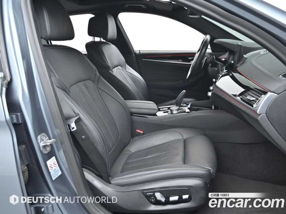 BMW 5 Series (G30) 530e M Sports (06.2020)