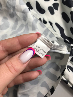 Блузка с монохромным принтом, маркировка М, визуально 46 размер