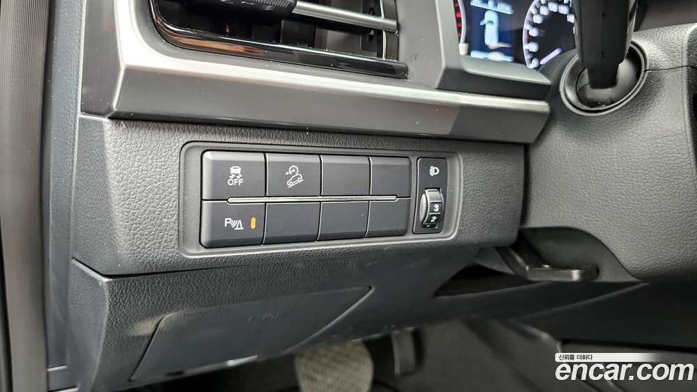 KG Mobility (Ssangyong) The New Rexton Sports KHAN Дизель 2.2 2WD (01.2024)