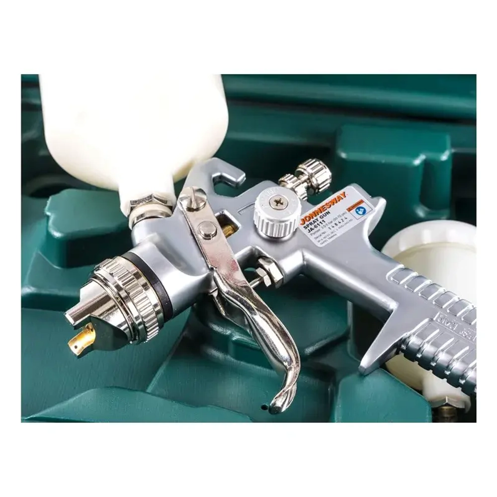 Набор пистолет покрасочный "Краскопульт" с аксессуарами Jonnesway JA-6111K