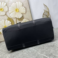 Дорожная сумка Prada