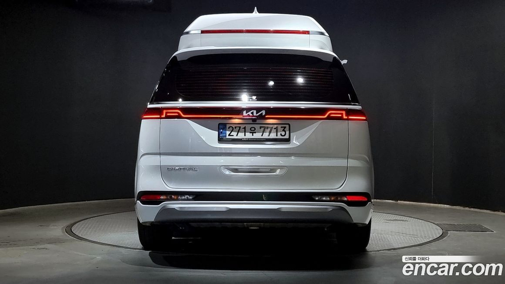 Kia Carnival (Sedona) 4 Generation Бензин 9-и местный High Limousine (01.2022)