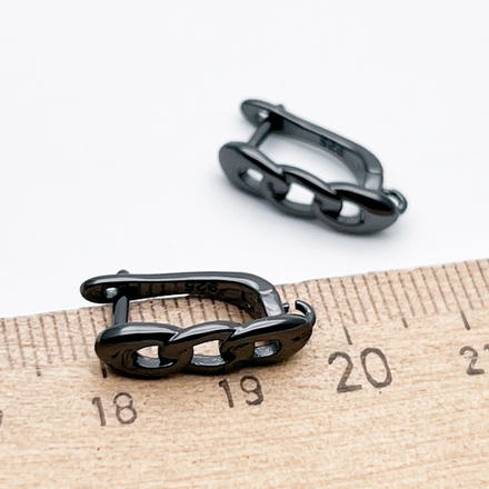 Ювелирные швензы, цвет черный металл, размер 17*4,5 мм, цена за пару