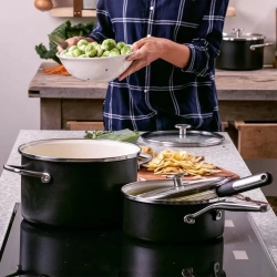 KitchenAid Кастрюля Steel Core Enamel 16 см 1,3 л с крышкой матовая черная