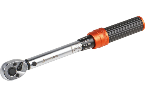 Динамометрический ключ 1/4" 5-25 Нм PRO длина ключа 240 мм в кейсе AIRLINE ATBN053