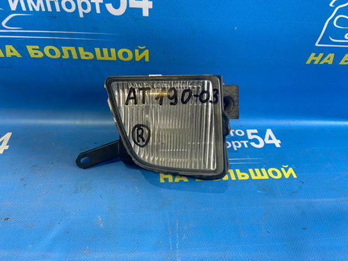 Туманка правая TOYOTA CORONA 1993