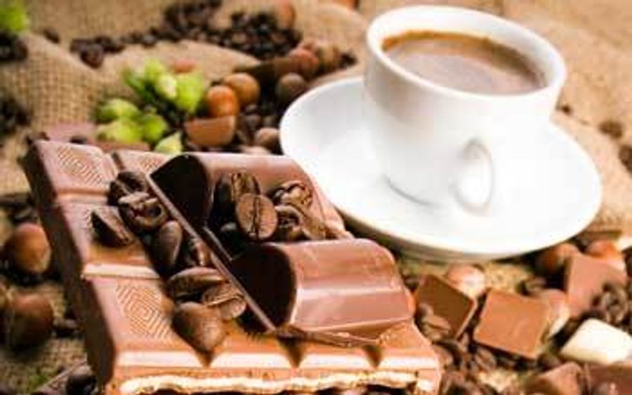 Кофе и шоколад.