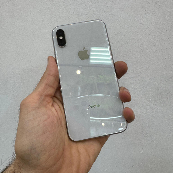 Apple iPhone X 64GB менялся экран и АКБ на 100% без комплекта Face ID работает