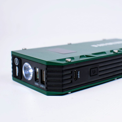 Пусковой многофункциональный аккумулятор FAVOURITE STARTER 12000 5В/2А 12000мАч