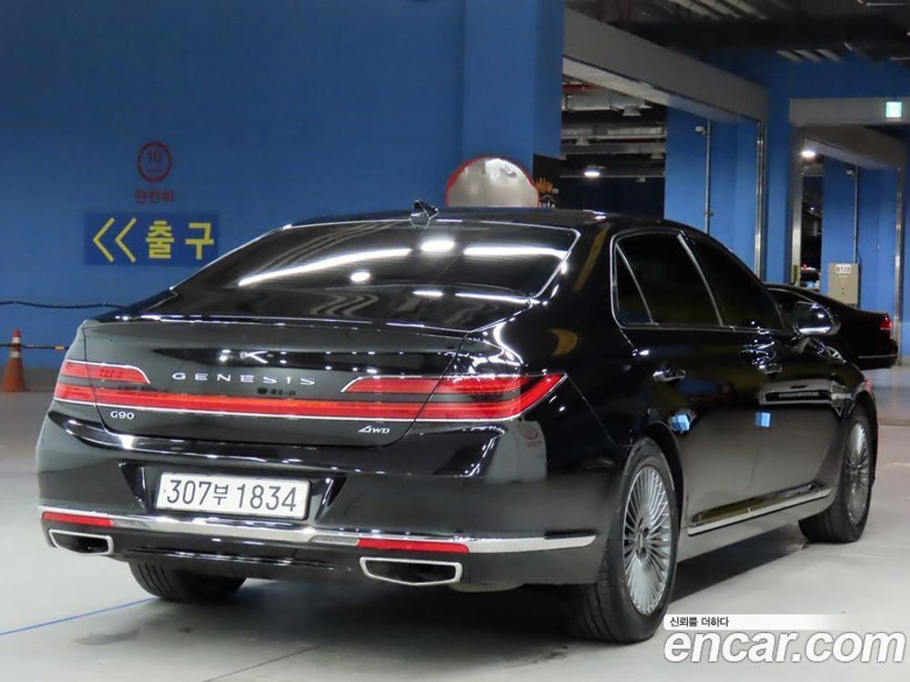 Genesis G90 3.8 AWD (11.2021)