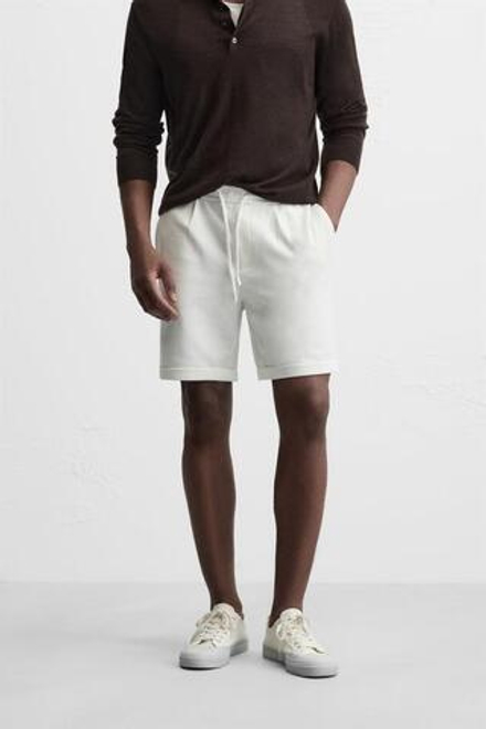 ZARA КОМФОРТНЫЕ ШОРТЫ-БЕРМУДЫ, ЖЕЛТОВАТО-БЕЛЫЙ