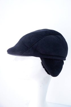 Шапка с ушками зимняя