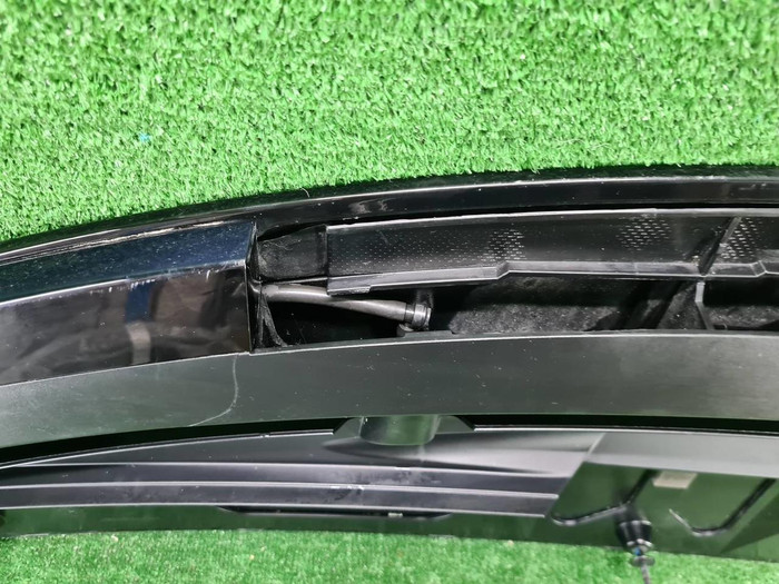 Спойлер крышки багажника Range Rover Sport 2 L494 (2017-2022)