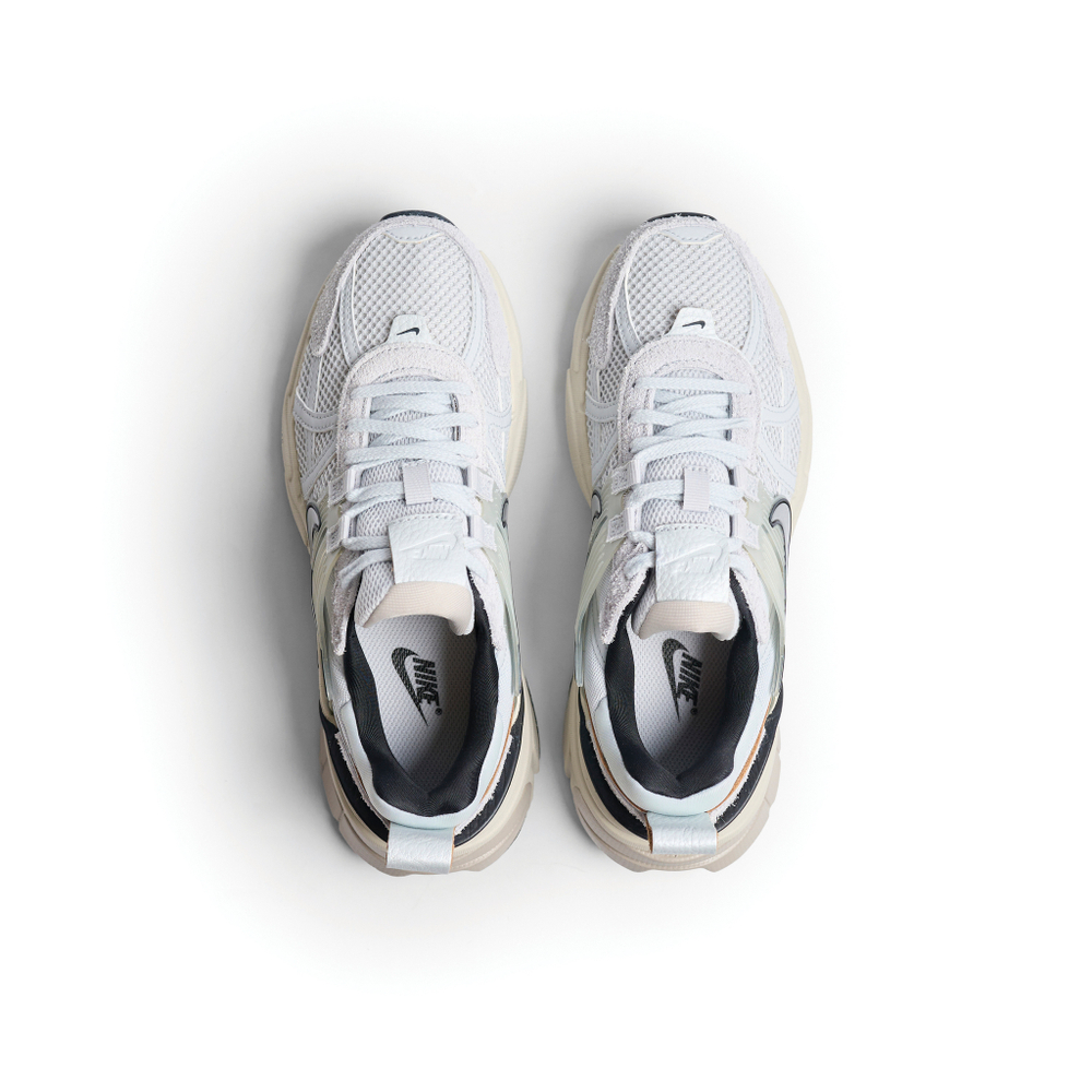 Кроссовки Nike V2K Run "Pure Platinum Chrome" Women's