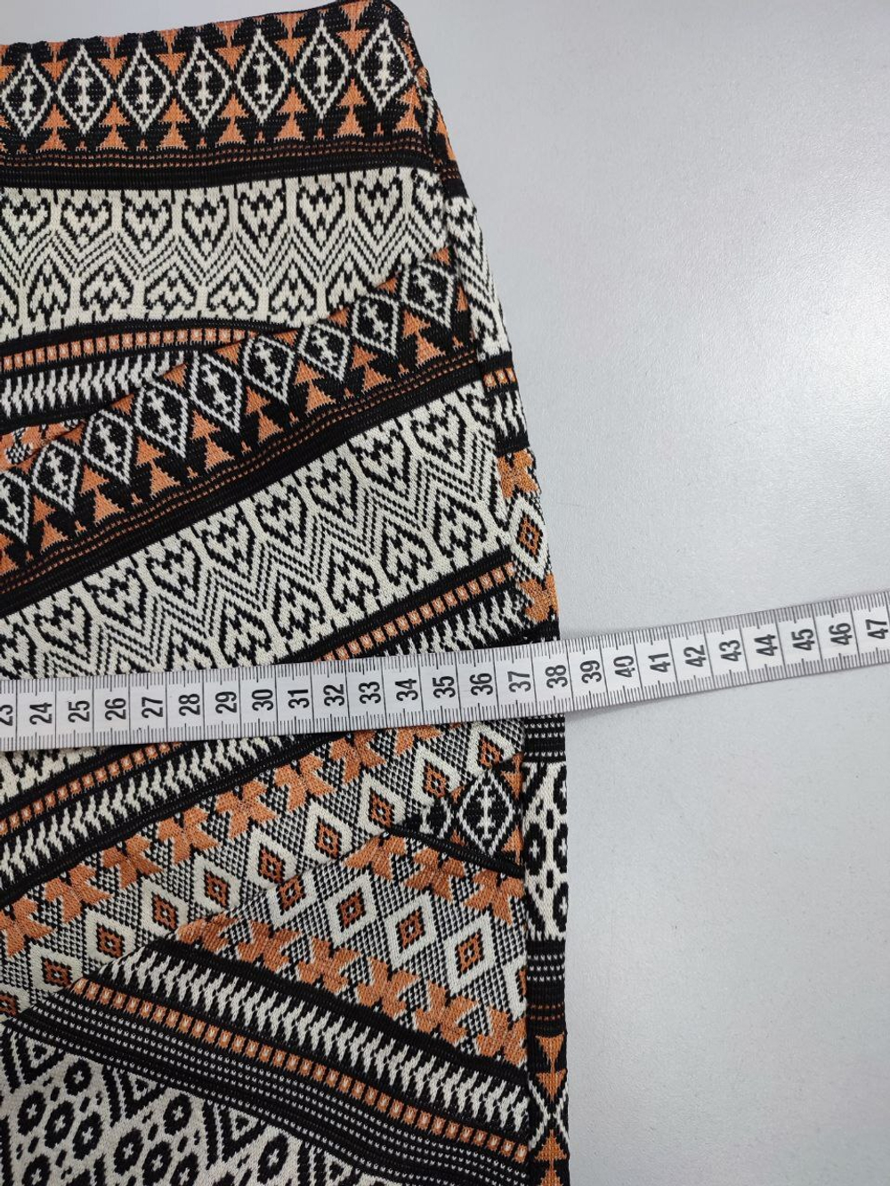 Юбка Bershka с орнаментом 44 размер