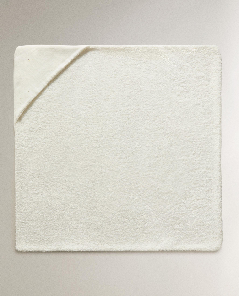 Zara Home Детское полотенце с капюшоном из хлопка, экрю, 80x80 см · 5673/423