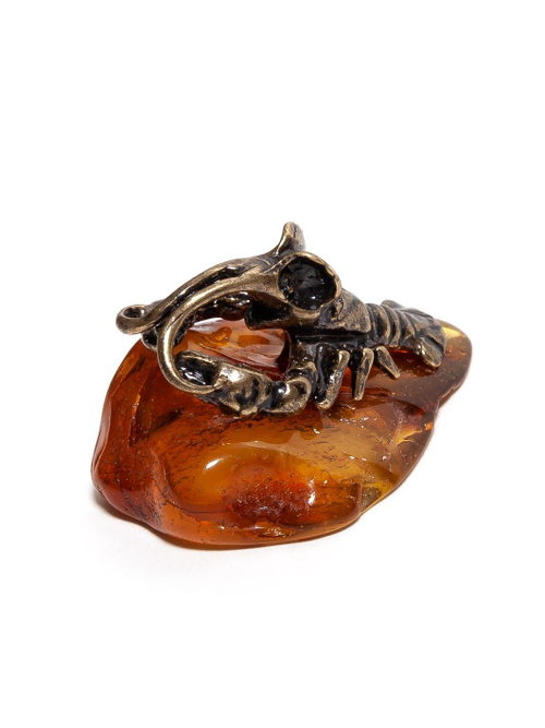 Фигурка с янтарем натуральным - Рак. Статуэтка из янтаря цельного