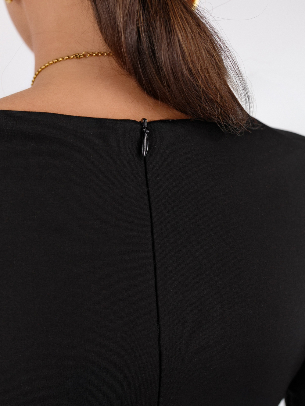 Платье облегающее миди