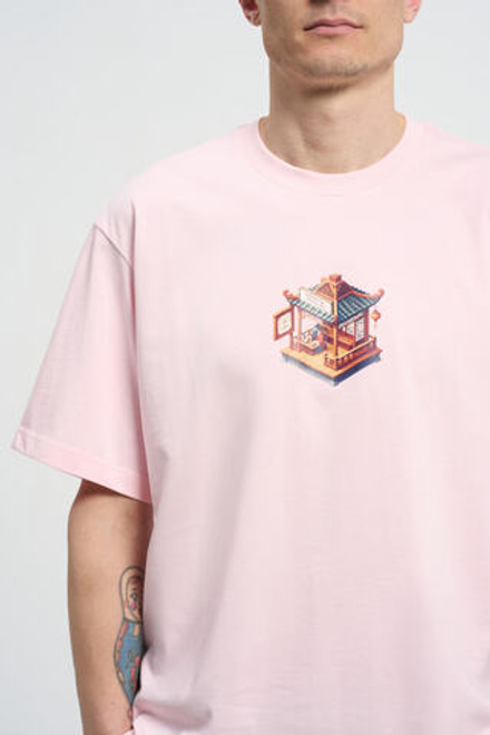 Футболка с домиком от «Чайной бухты»