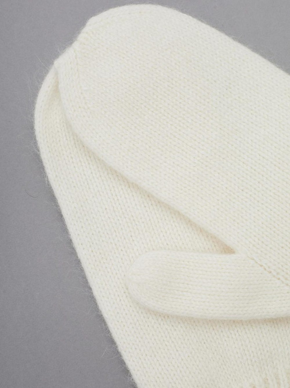 Варежки В805-02 экрю